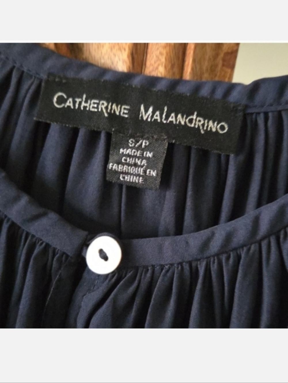 Catherine  Malandrino Navy Keyhole Sleeveless Blouse - Picture 4 of 4